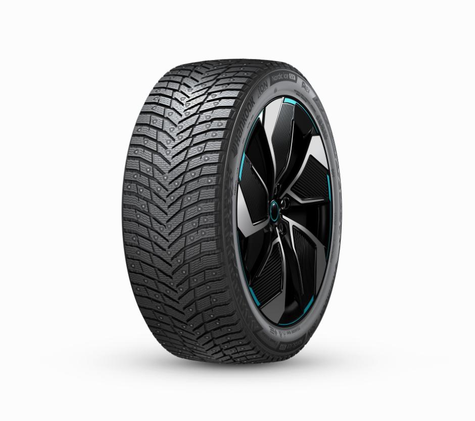 255/45R19 104H HANKOOK ION NORDIC ICE SUV IW04A